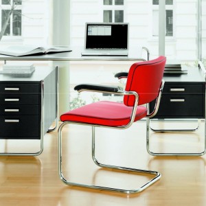 S32 PV chair brown leather