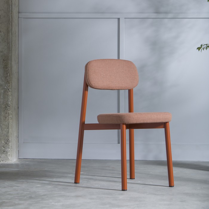 RESIDENCE Chair - Pink