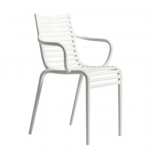 PIP-E chair with armrests